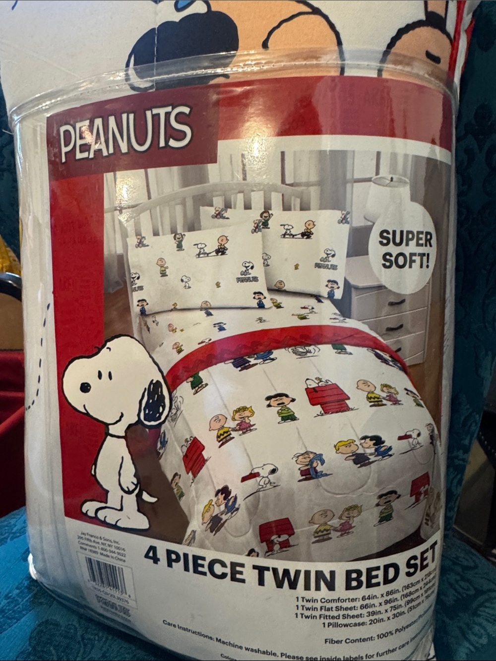 Peanuts Twin Comforter Set - White with Red, Blue, Yellow, Green, Black